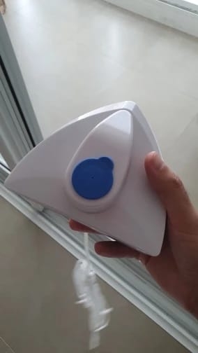 Customer photo review of Limpador de Vidro Magnético para Janela Vidraça Aquário AmiGlass