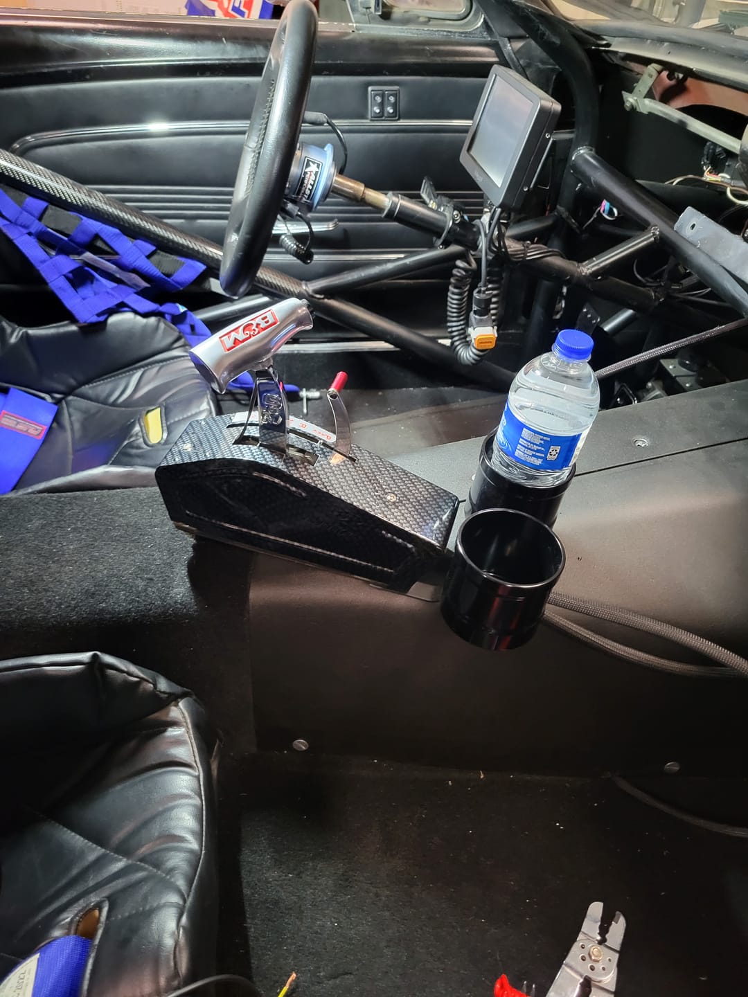 Customer photo review of Motion Stand-Alone Dual Billet Cup Holder 16-142