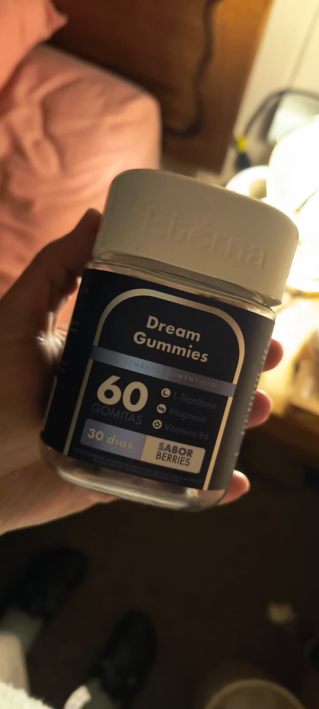 Customer photo review of Dream Gummies