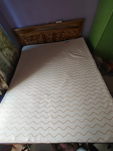 Customer photo review of Flo mattress 8inch