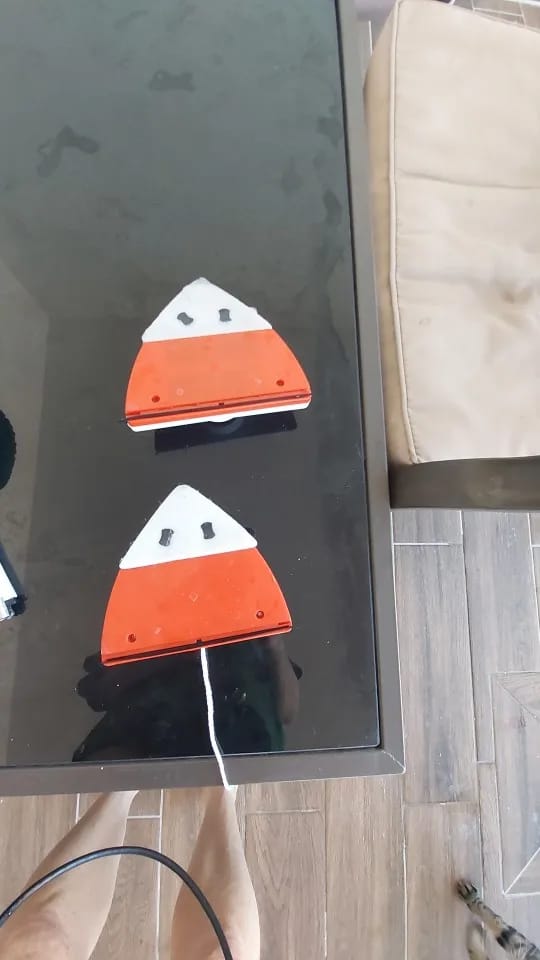 Customer photo review of Limpador de Vidro Magnético para Janela Vidraça Aquário AmiGlass