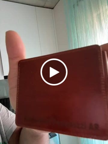 Customer video review of Flap Boy XL - Magic Wallet with Coin Pocket