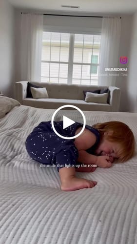Customer video review of Organic Sleeveless Sleep Sack With Feet 0.5 TOG - Constellation