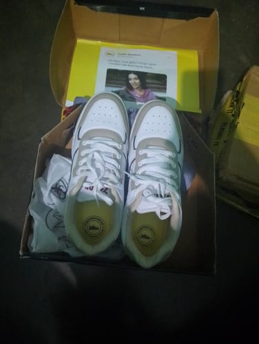 Customer photo review of AUSTIN Beige Men's casual sneaker