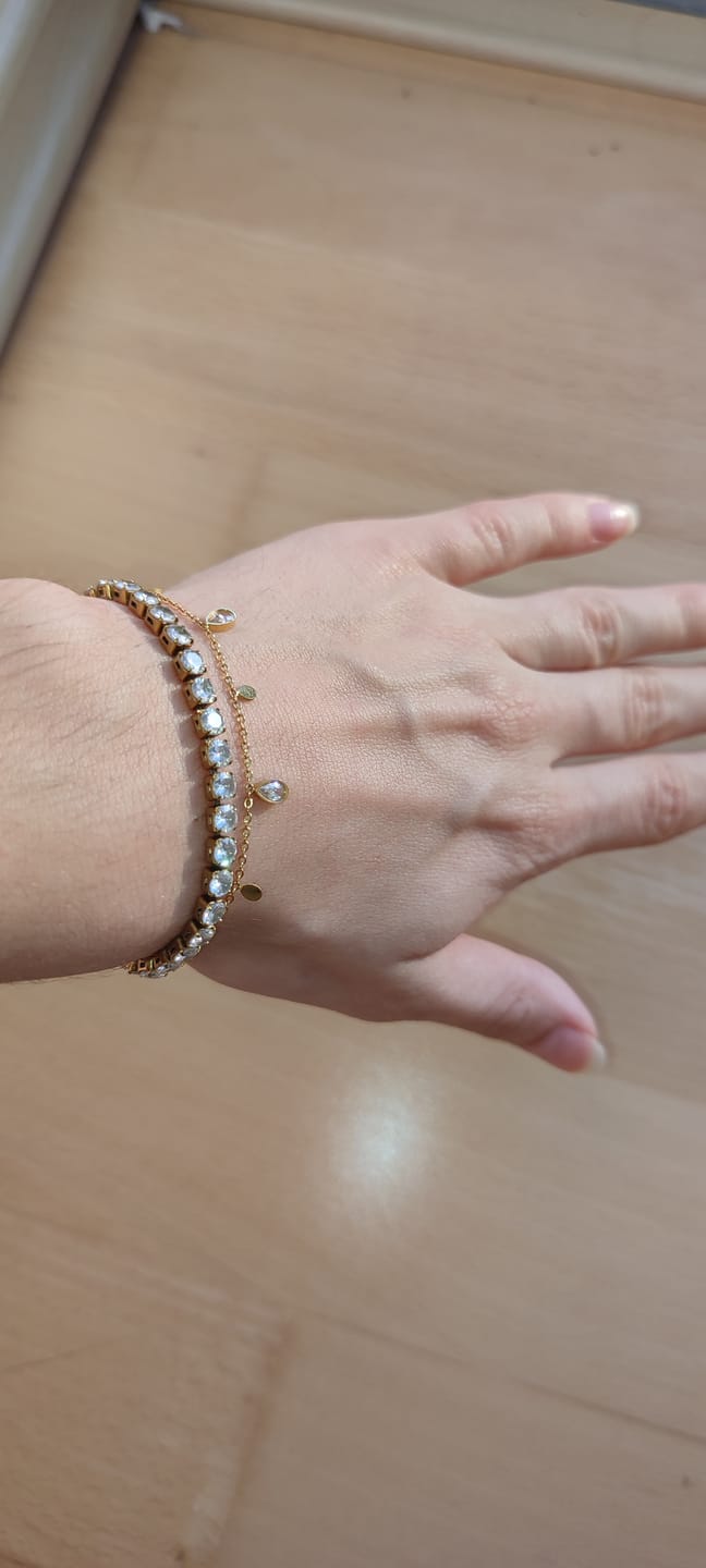 Customer photo review of Shine Drops Armband | 18K vergoldet