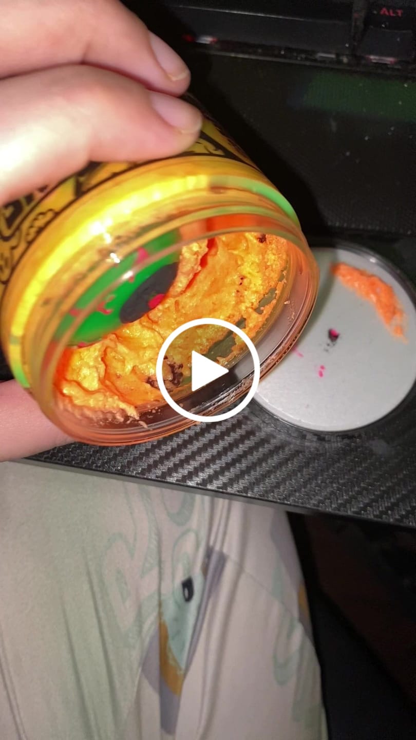 Customer video review of Zombie Virus Sugar Scrub ( Zomberries & Fizzy Pop)