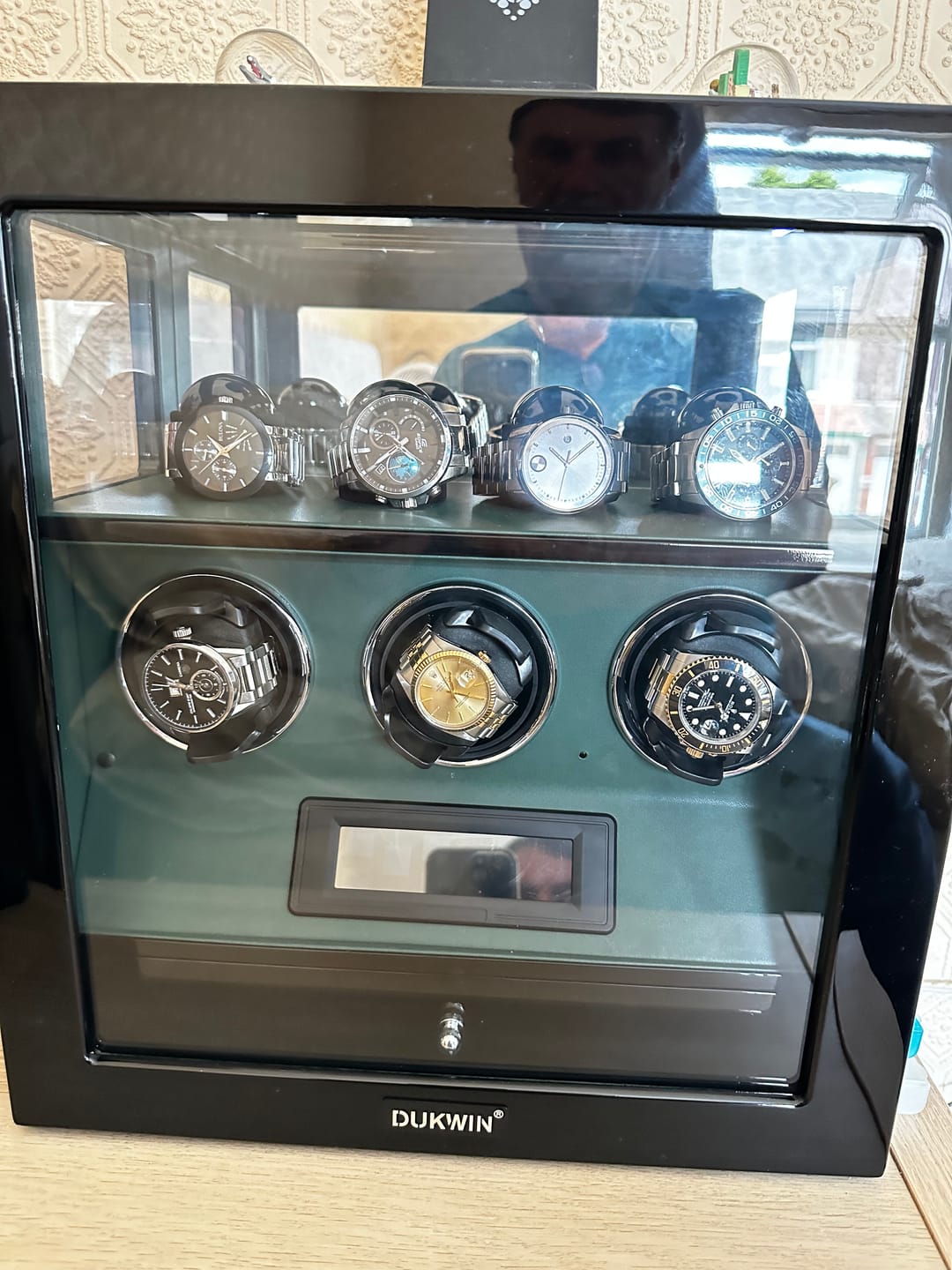 Customer photo review of Patented design Watch Winders with Watch Holder Fingerprint Lock Ultra Quiet Motor