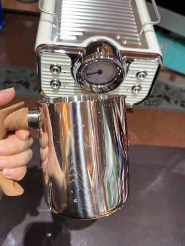 Customer photo review of Thickened Milk Jugs For Latte, Cappuccino And Frothing Milk