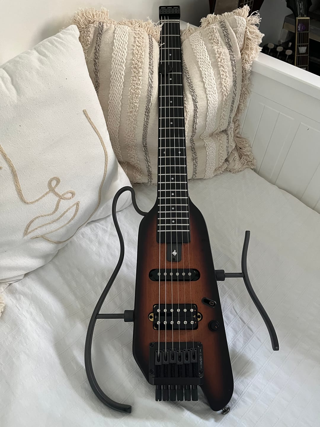 Customer photo review of Donner HUSH-X Guitare électrique guitare de voyage ultra-légère