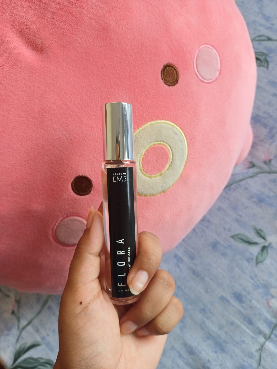Customer photo review of EM5™ Flora EDP Perfume for Women | Eau de Parfum for All Day Wear | Strong and Long Lasting Spray | Fruity Floral Citrus Fresh Fragrance | Luxury Gift for Her | 50 ml
