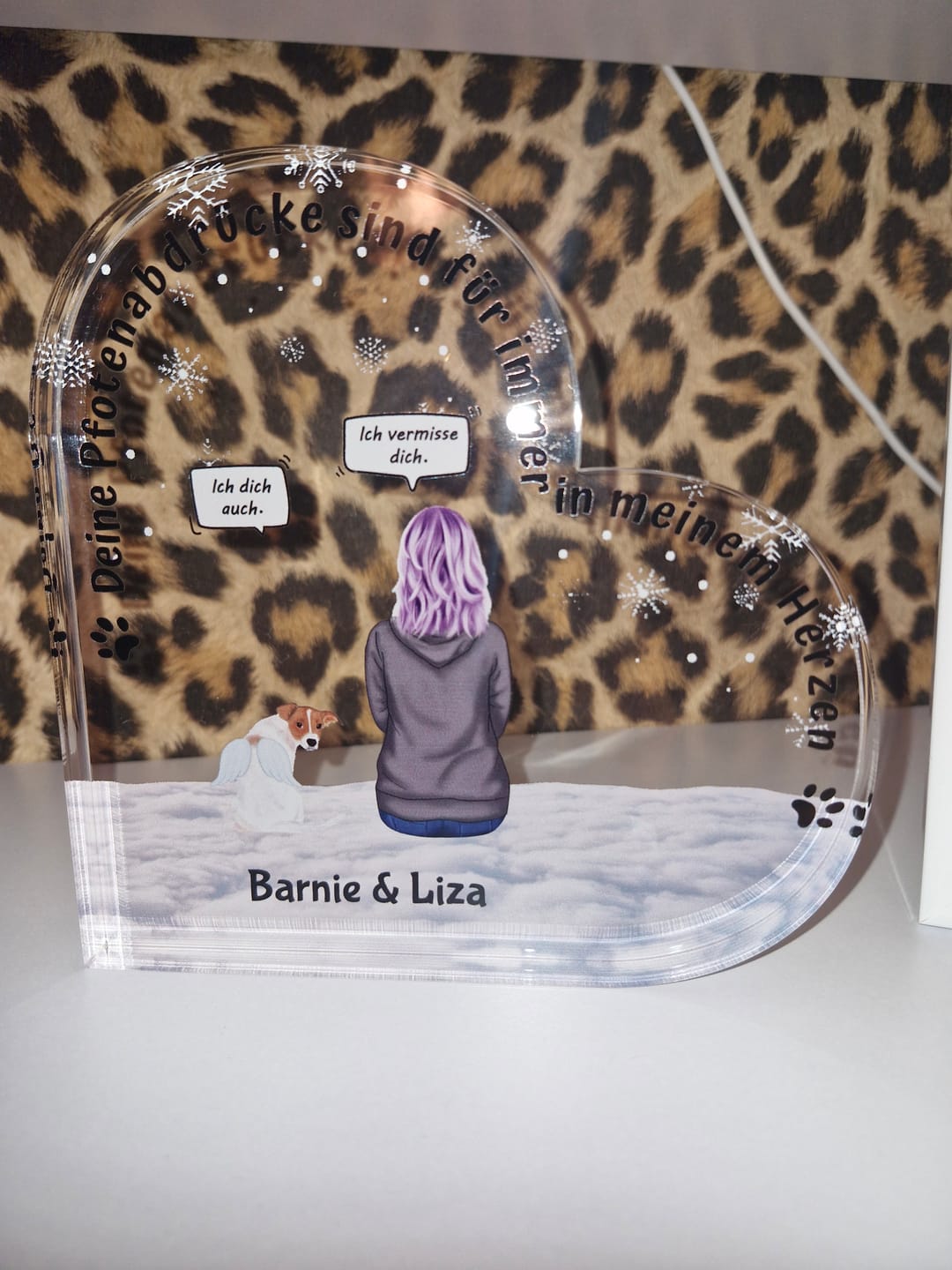 Customer photo review of Pfotenabdrücke im Herzen - Individuelles Glasherz