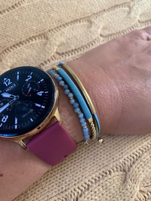 Customer photo review of Pulseira Stones