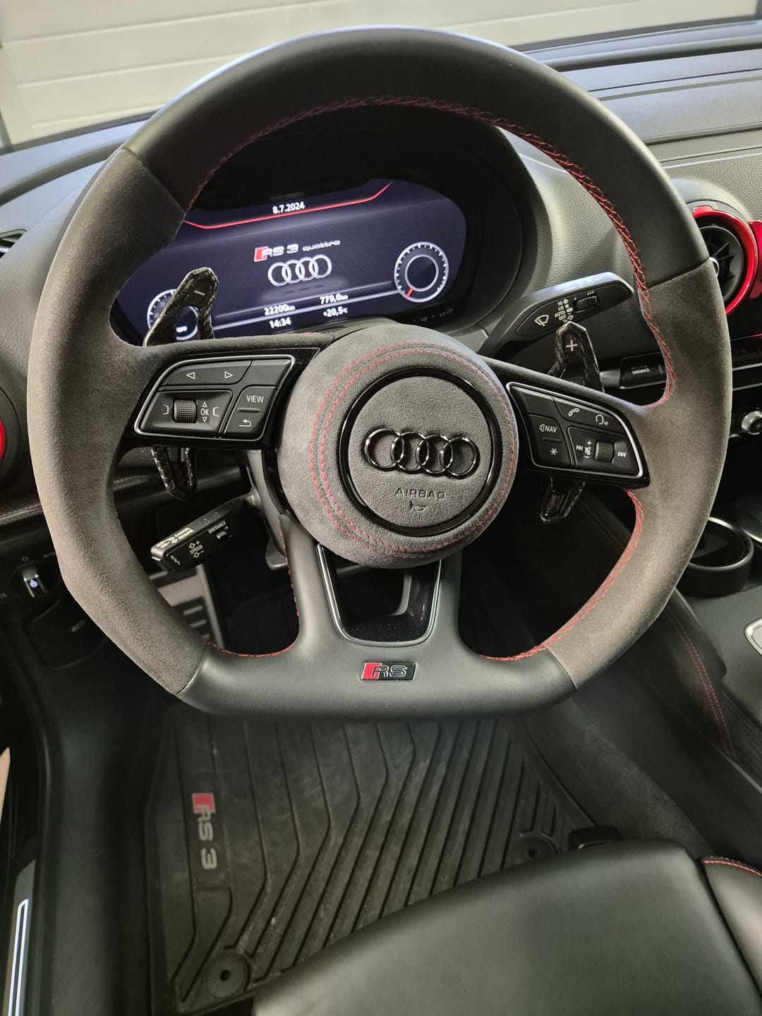 Customer photo review of Couvercle Airbag Audi Rond Facelift Cuir / Alcantara 13.5cm
