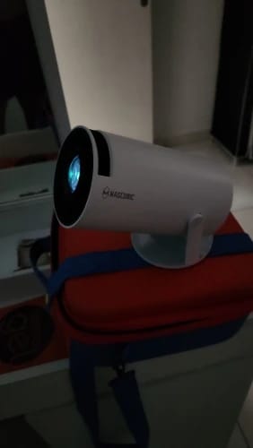 Customer photo review of CinePro 4K Projetor Smart