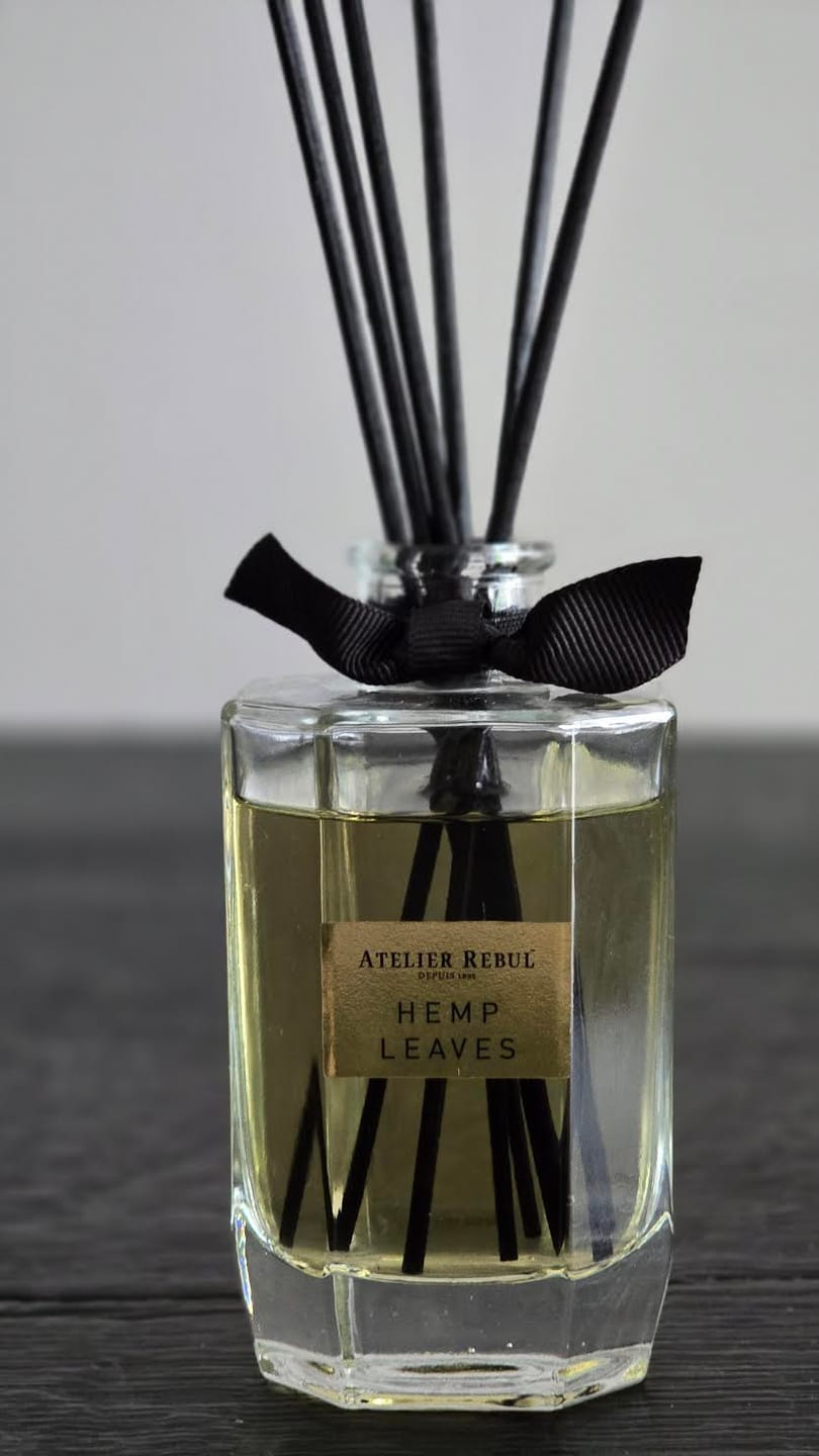 Customer photo review of Hemp Leaves Geurstokjes 200ml