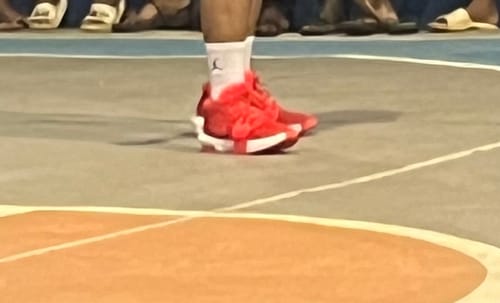 Customer photo review of Nike Men's LeBron Witness 8 EP Basketball Shoes