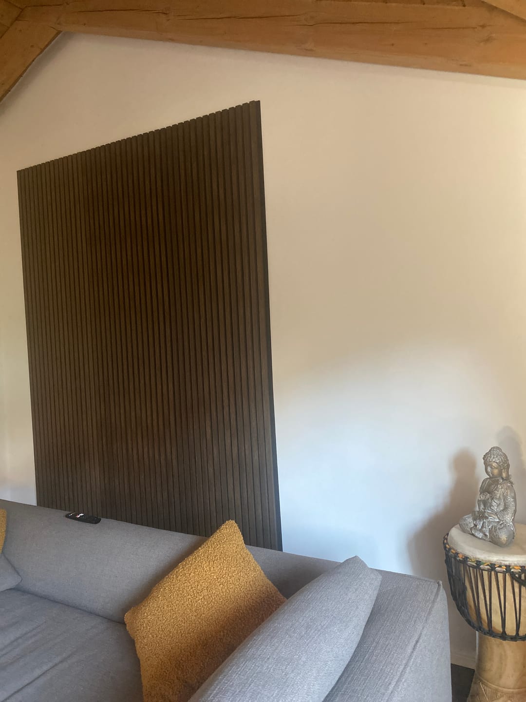 Customer photo review of Akustikpaneele Eiche Geräuchert - 240 cm x 60 cm
