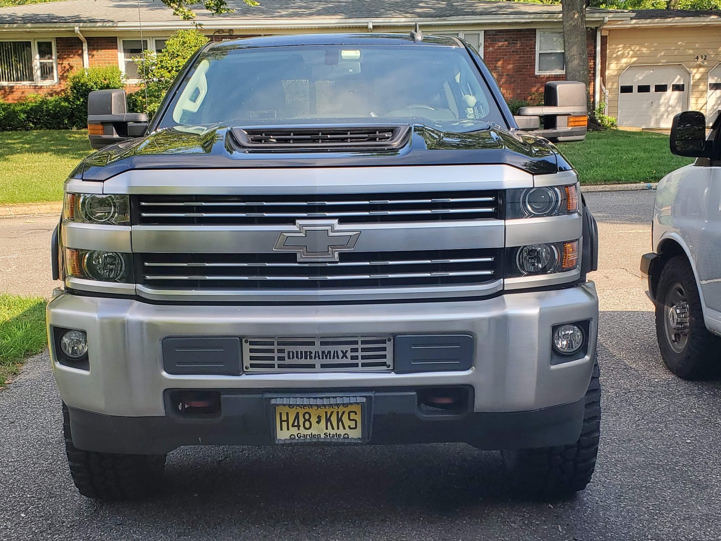 Customer photo review of 2011-2024 Chevy Silverado / GMC Sierra 2500 / 3500 4, 6, 8 Inch Lift Blocks