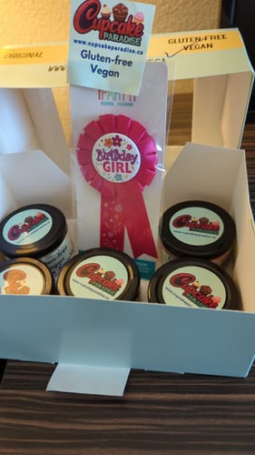 Customer photo review of 6 pack Gluten free Vegan Cake Jars