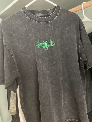 Customer photo review of TAIJUTSU EMBROIDERED ACID WASH TEE