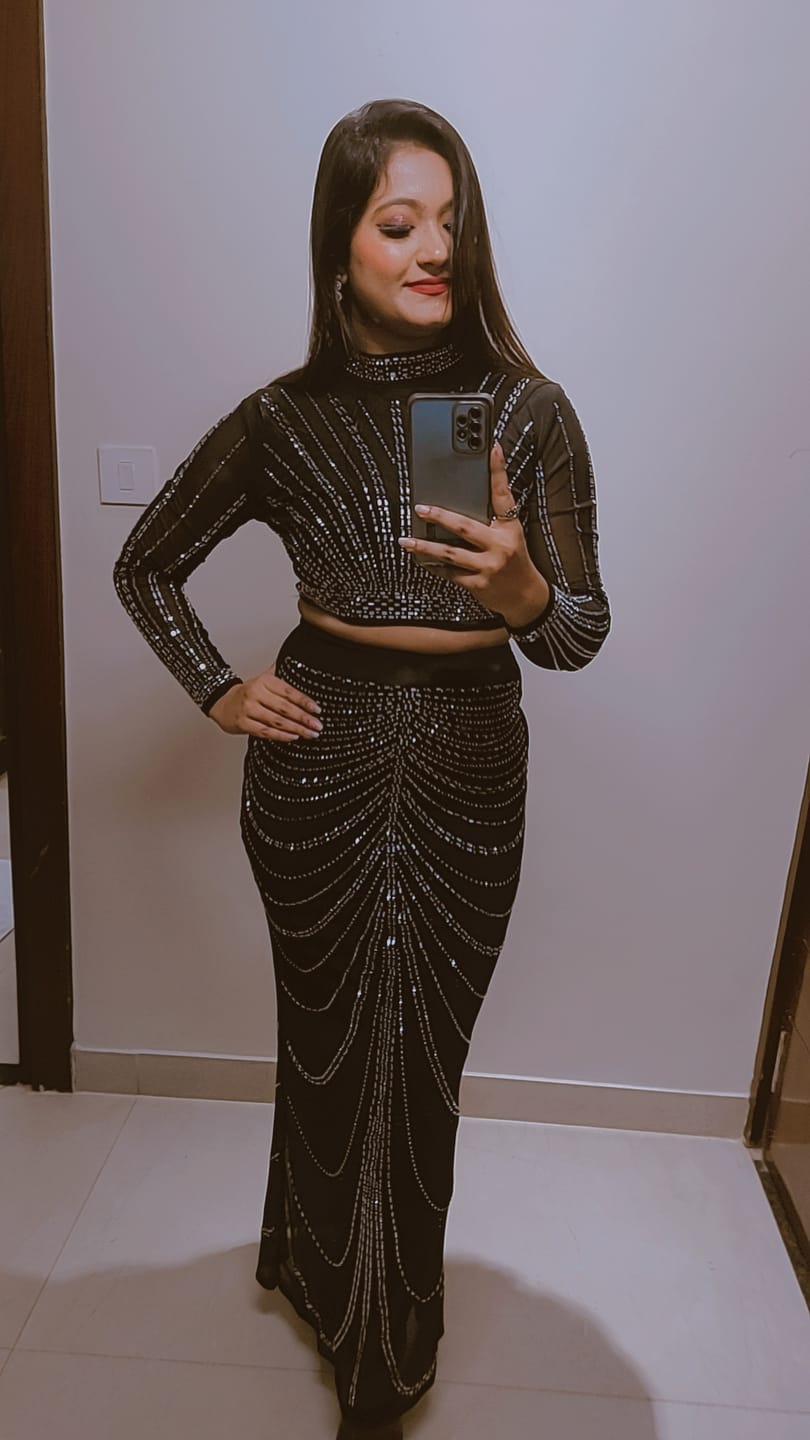 Customer photo review of Martha Luxe Party 2 Piece Set