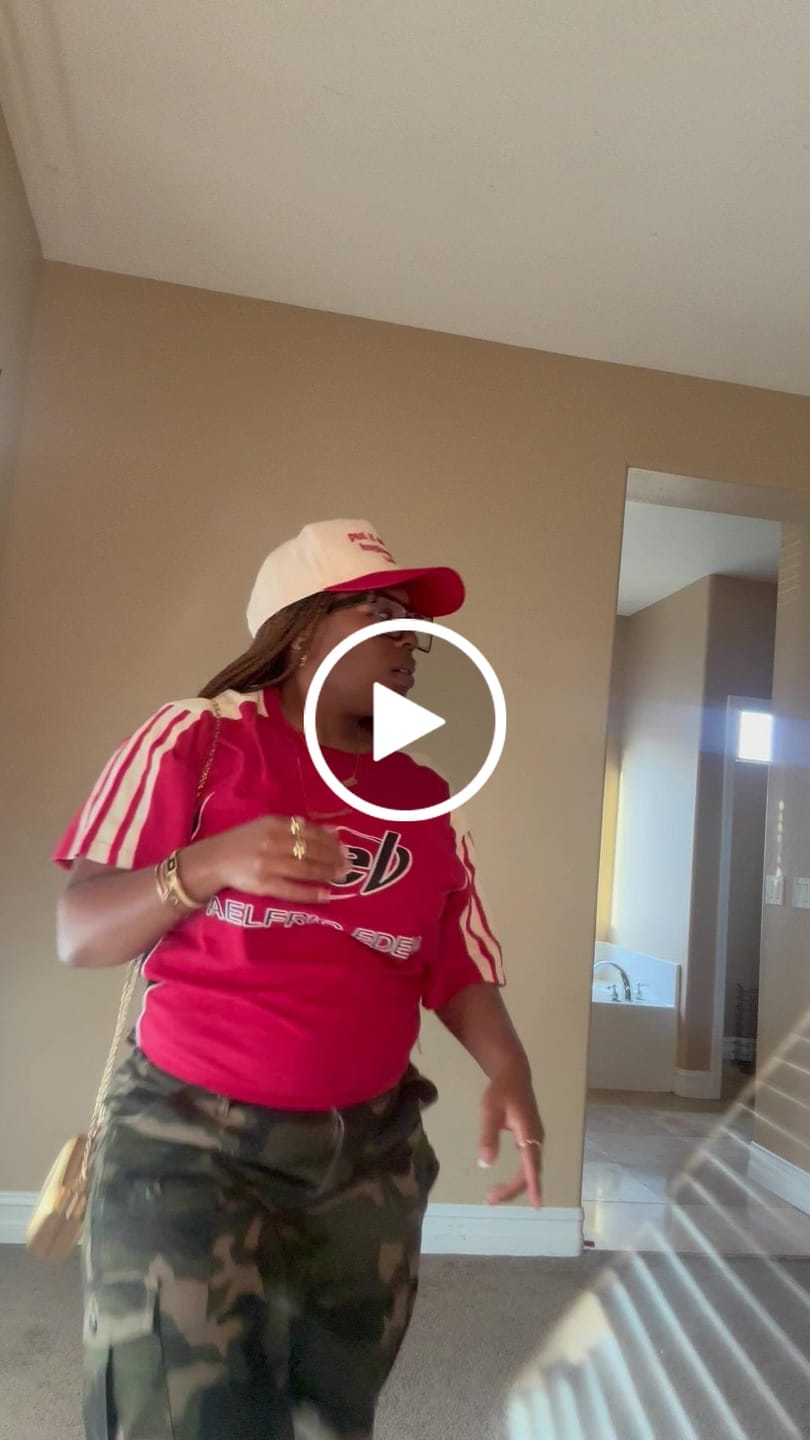 Customer video review of Aelfric Eden Color Block Speedway Tee