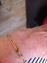 Customer photo review of Bracelet avec pendentifs cœur personnalisés