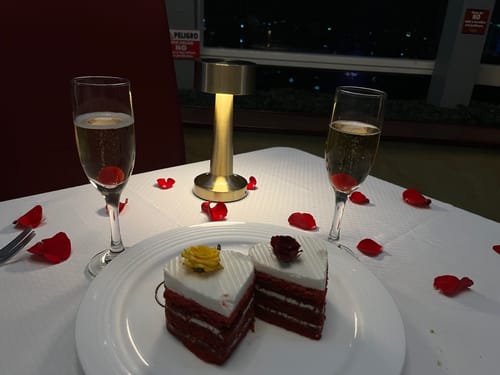 Customer photo review of Cena Romántica