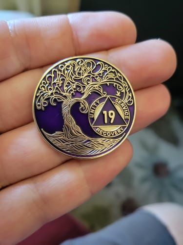 Customer photo review of 19 Year Sobriety Mint Twisted Tree of Life Gold Plated AA Recovery Medallion - Nineteen Year Chip/Coin - Purple