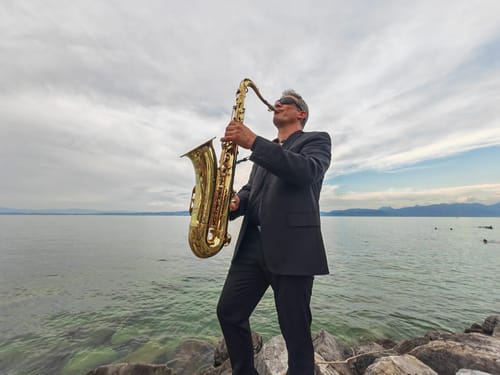 Customer photo review of Prime microphone transmitter