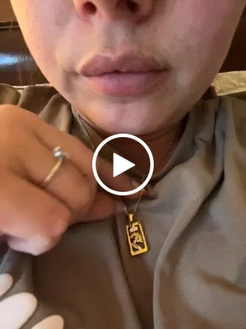 Customer video review of Daisy - Double Layer Gold Bracelet