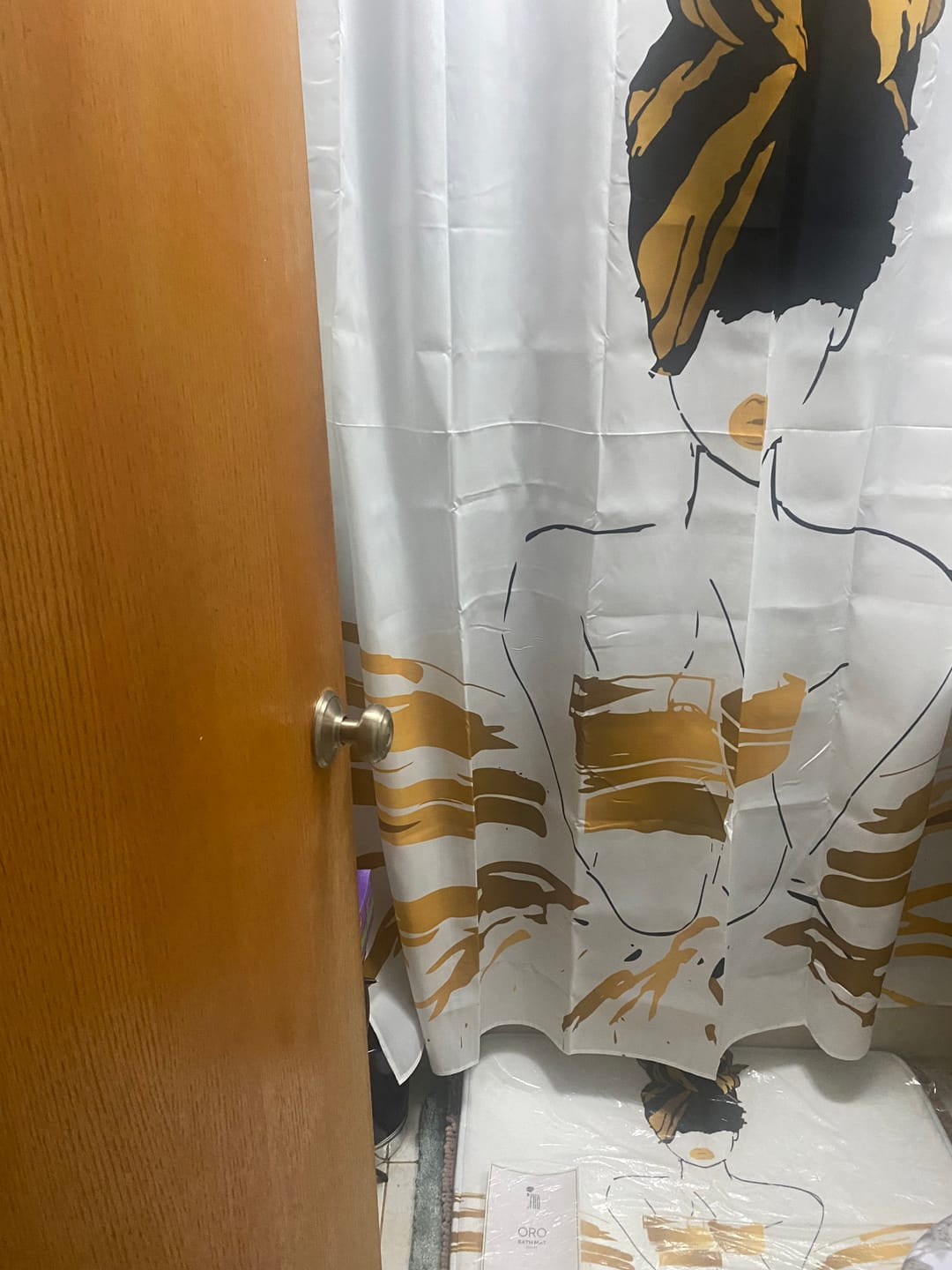 Customer photo review of Oro White Shower Curtain