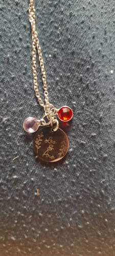 Customer photo review of Ogrlica: Mama Birthstone