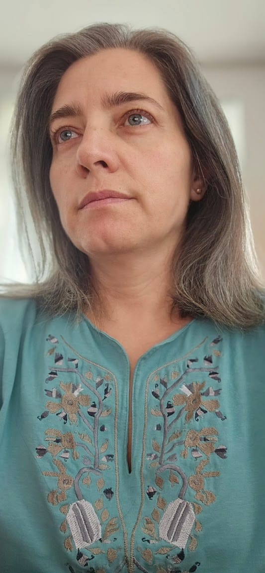 Customer photo review of Тениска с V-деколте "Дърво на живота"