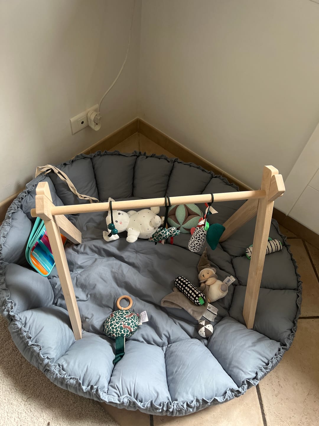 Customer photo review of Arche d'éveil musical en bois pour bébé - Mika