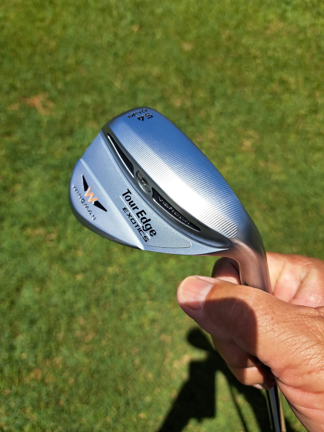 Customer photo review of Tour Edge Exotics Wingman Wedge