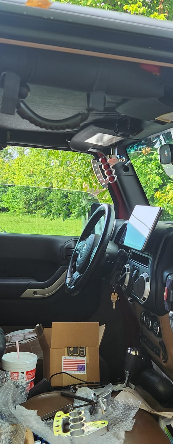 Customer photo review of JK & JKU Front Knuckle Grab Handles