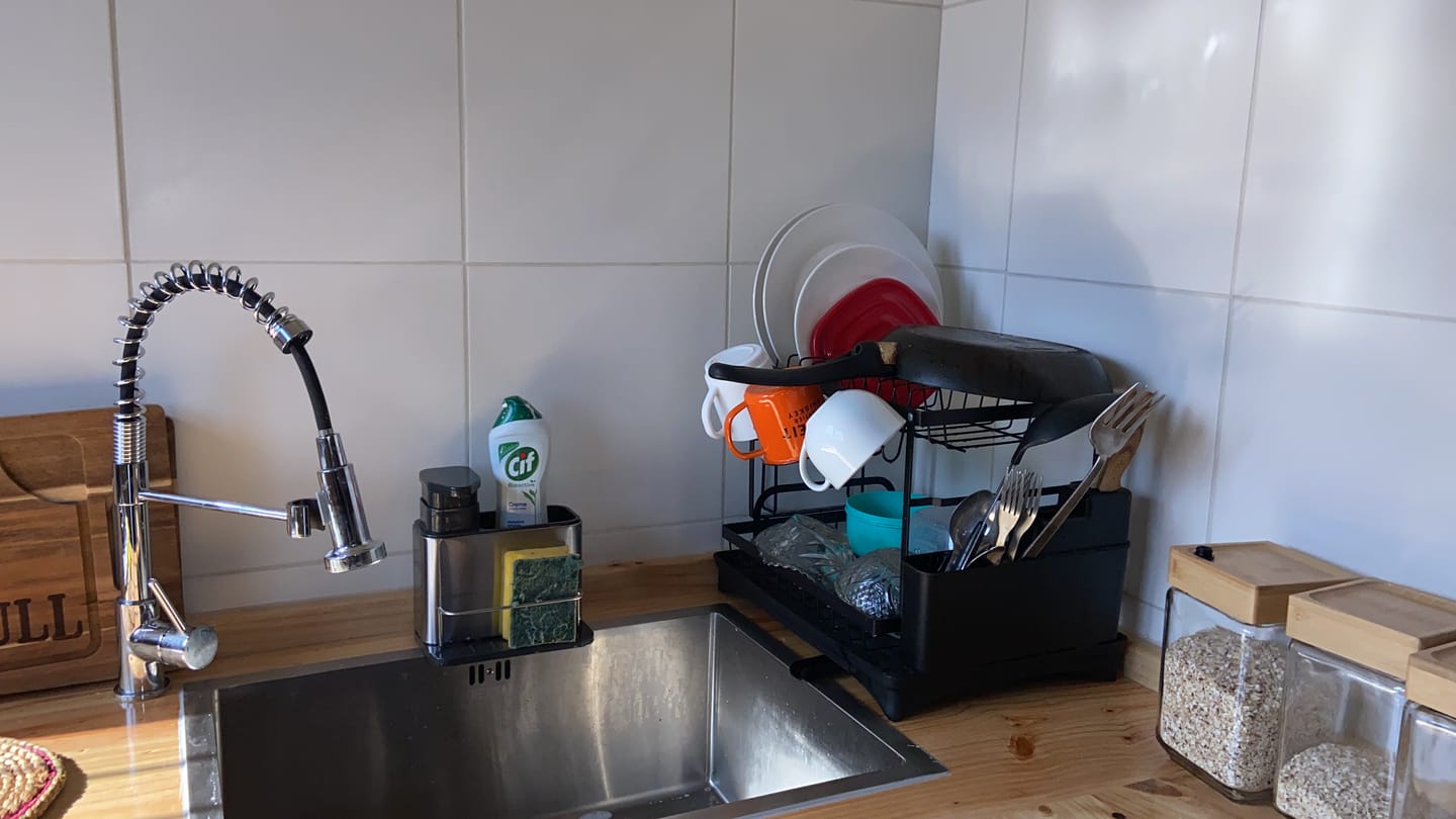 Customer photo review of Dispensador De Lavalozas Jabón Y Porta Esponja Organizador 3 en 1