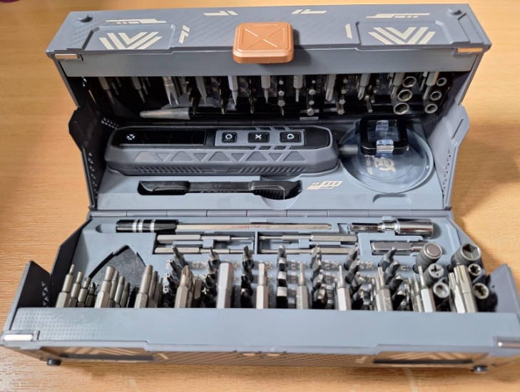 Customer photo review of EZARC I.E.S 181 in 1 Electric Screwdriver Set
