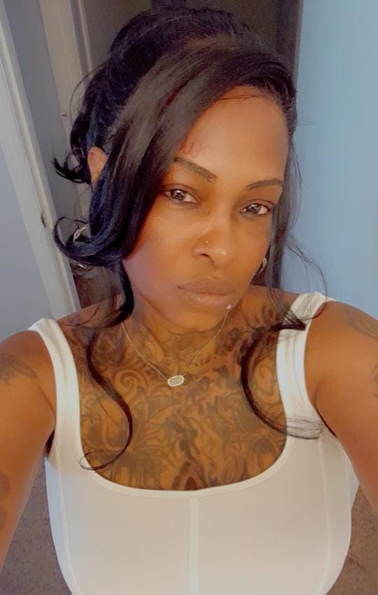 Customer photo review of Sensationnel Cloud 9 Synthetic 13X6 HD Lace Wig - GLENNA