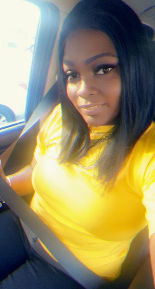 Customer photo review of Outre Synthetic EveryWear Lace Front Wig- EVERY3