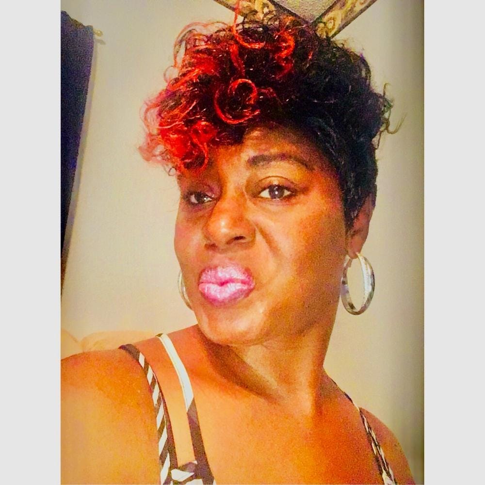 Customer photo review of Zury Sis Synthetic Hair Full Wig - JENNA