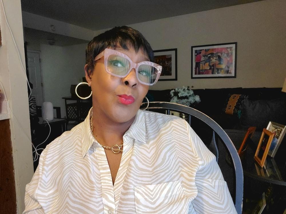 Customer photo review of Outre Wigpop Synthetic Wig NOLA