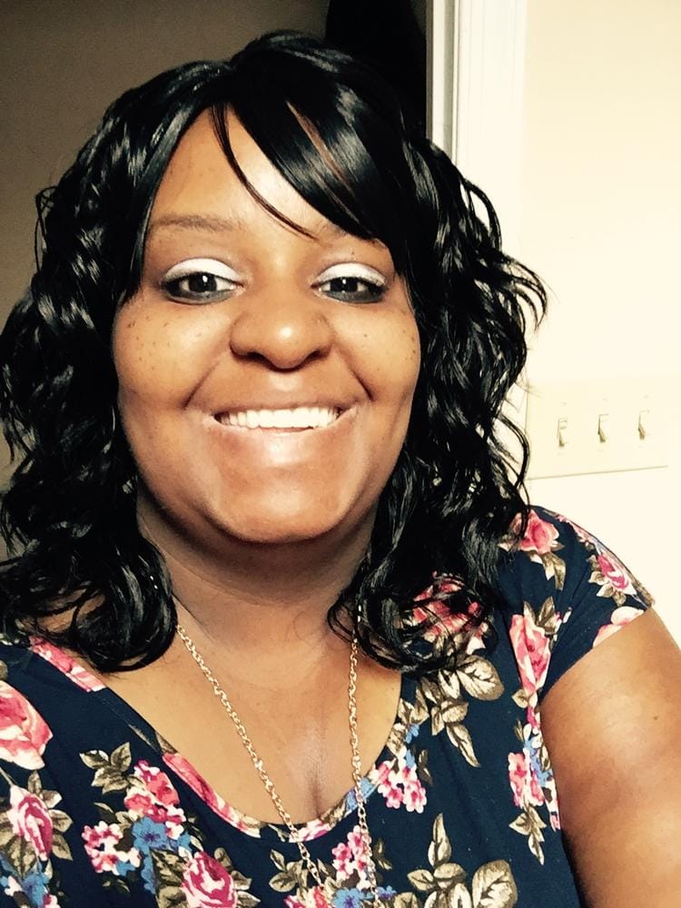 Customer photo review of Model Model Fullcap Wig DEBORAH