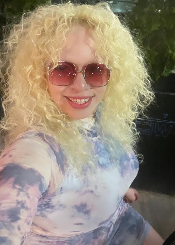 Customer photo review of Vanessa Express Weave Half Wig LAS MOGAN