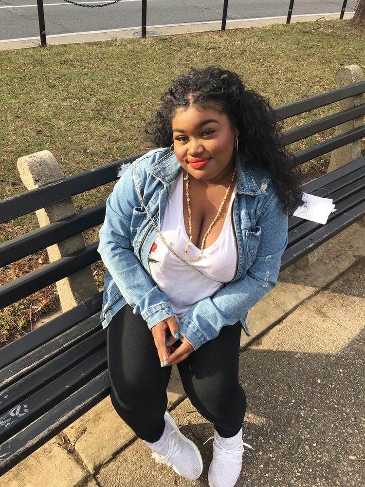 Customer photo review of Vanessa Express Weave Half Wig LAS MOGAN