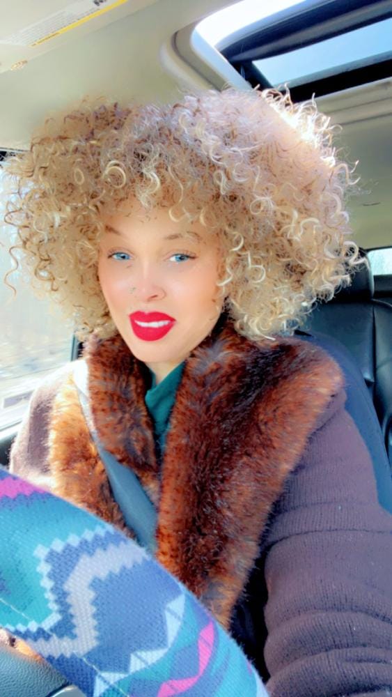 Customer photo review of Vanessa Wig SUPER DIANA