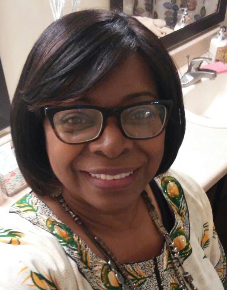Customer photo review of Bobbi Boss Wig M623 Fago