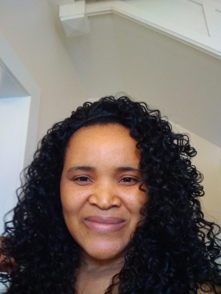 Customer photo review of Outre Quick Weave Half Wig PENNY 26 Inch