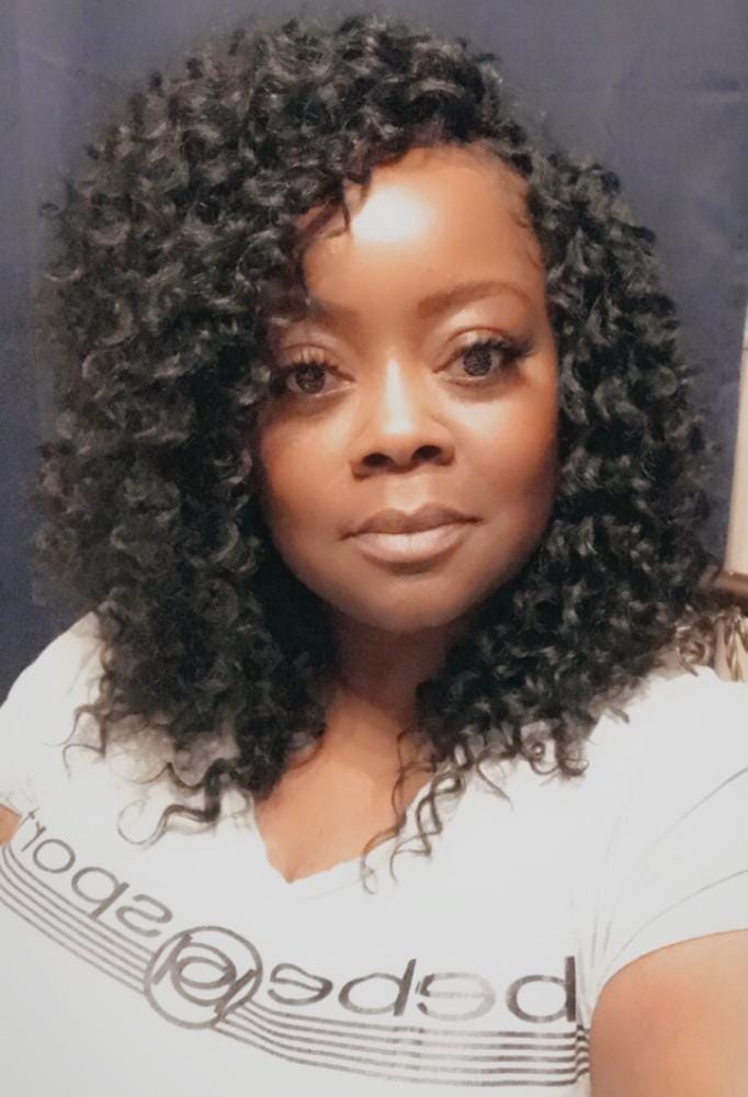 Customer photo review of Freetress Crochet Braid - BEACH CURL 12"-18"